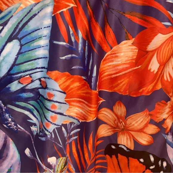 Beautiful lined swimsuit or bodysuit Size 1x - Picture 4 of 5